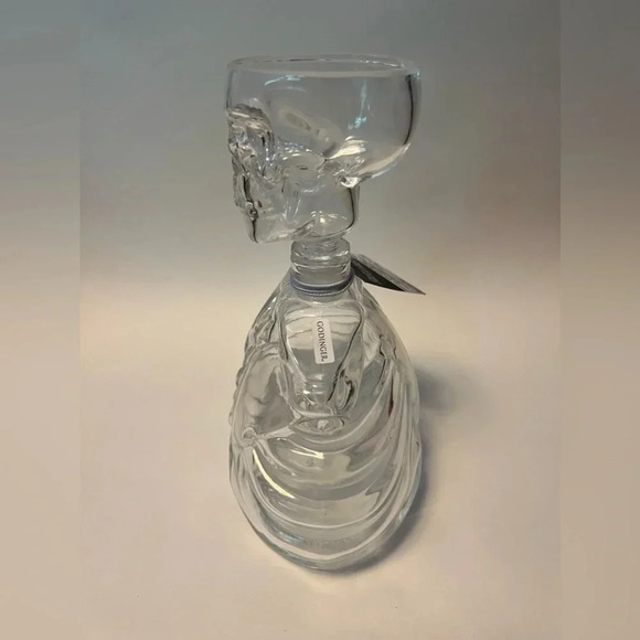 NEW GODINGER Skellington Skeleton Shaped Decanter & Skull Glass shot - Picture 3 of 6